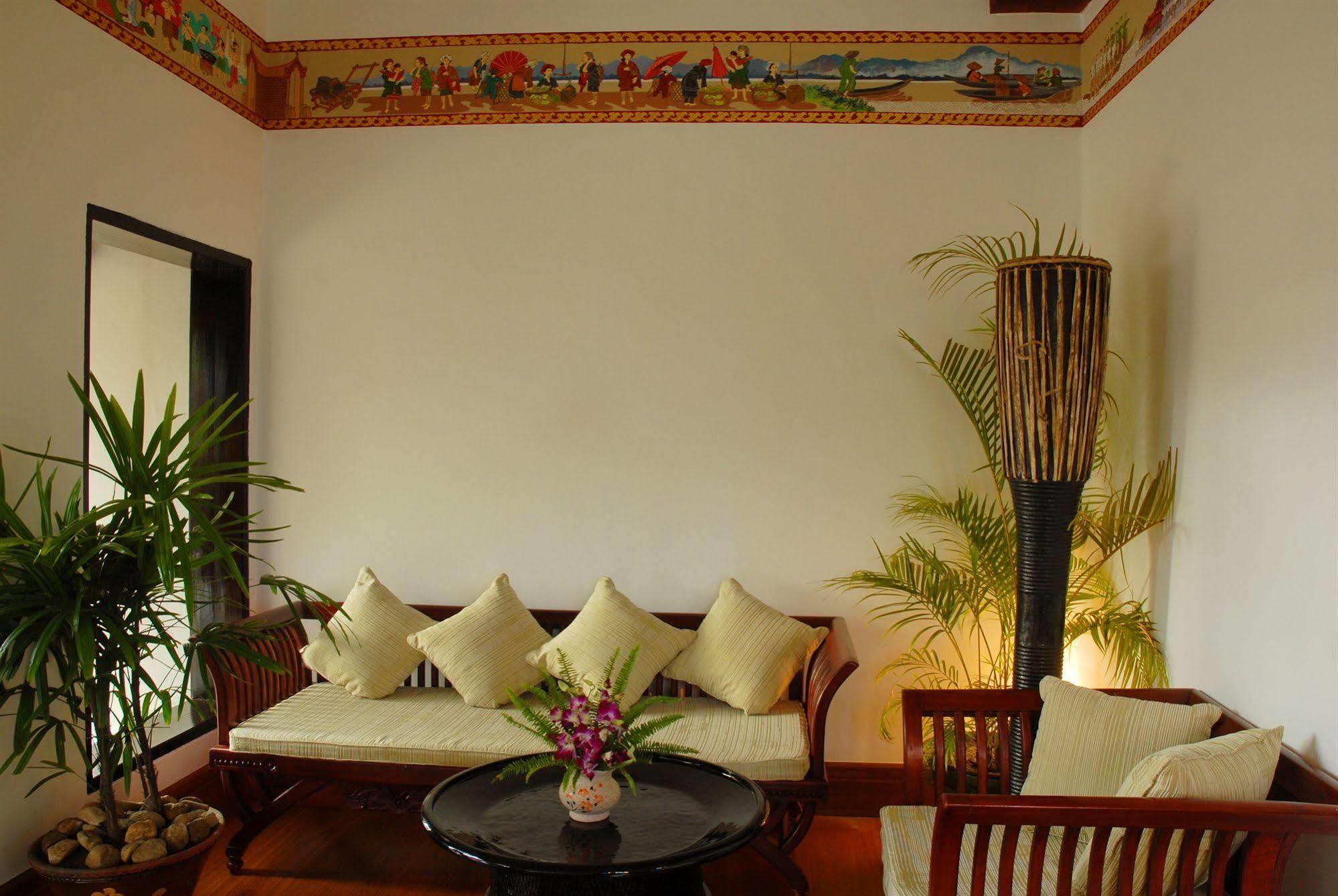 Hotel Amazing Nyaung Shwe Εξωτερικό φωτογραφία
